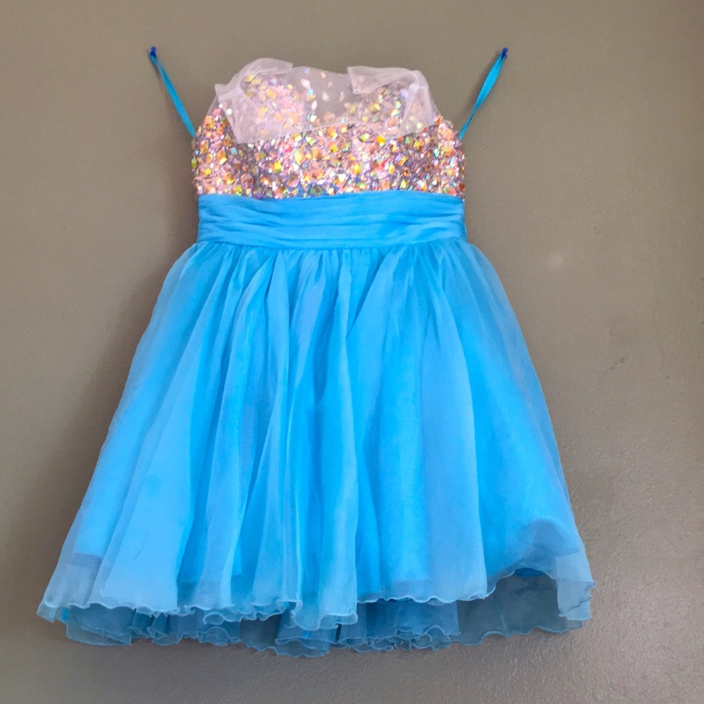 Light blue diamond short prom/Homecoming Dress